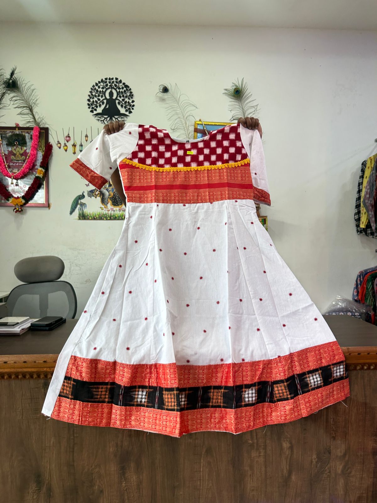 strapless open back dress Ruby Princess Rosette Sleeve Red Lace Dress – Mia Belle Girls